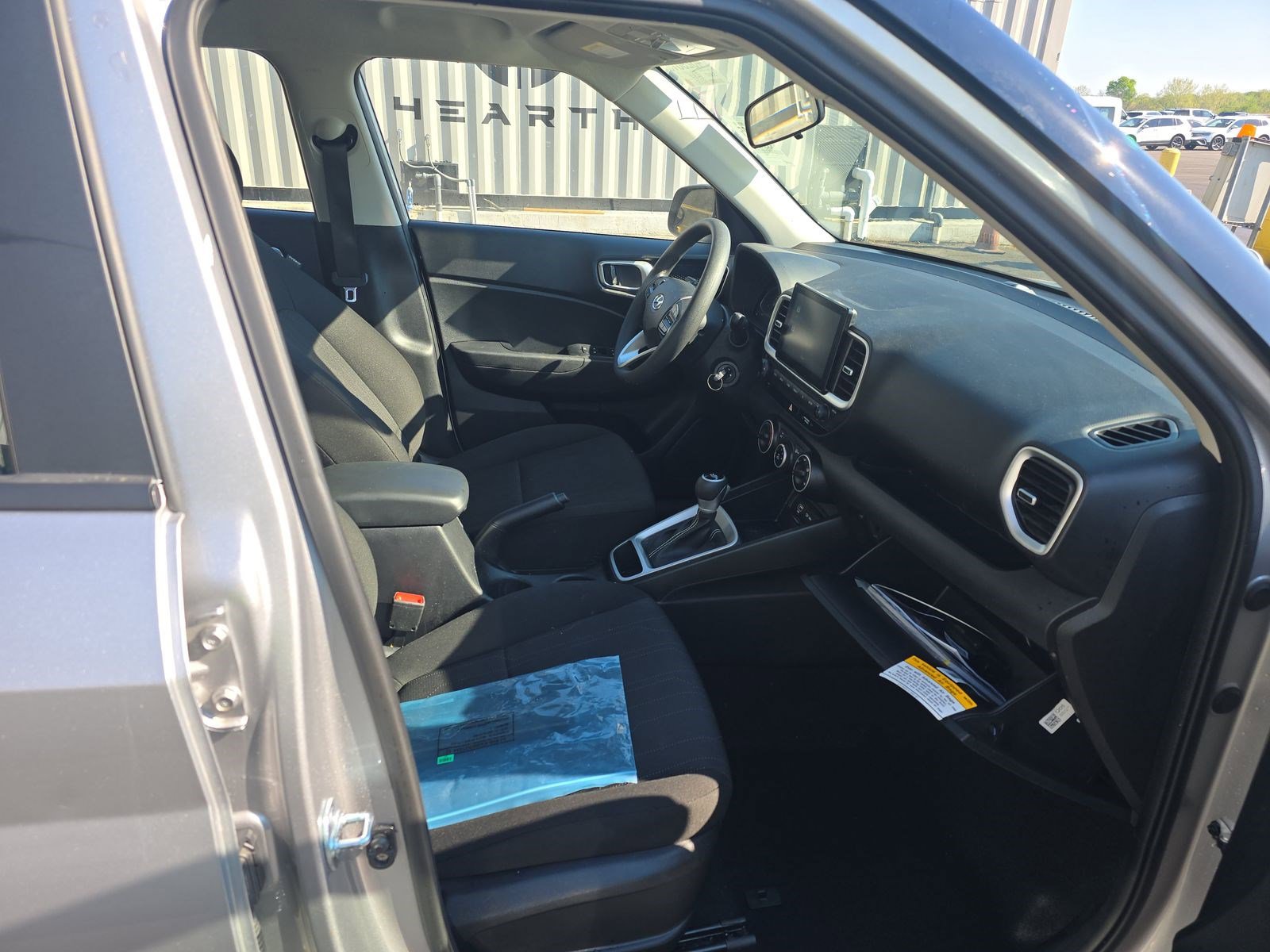 Used 2026 Hyundai Venue SE FWD image 7
