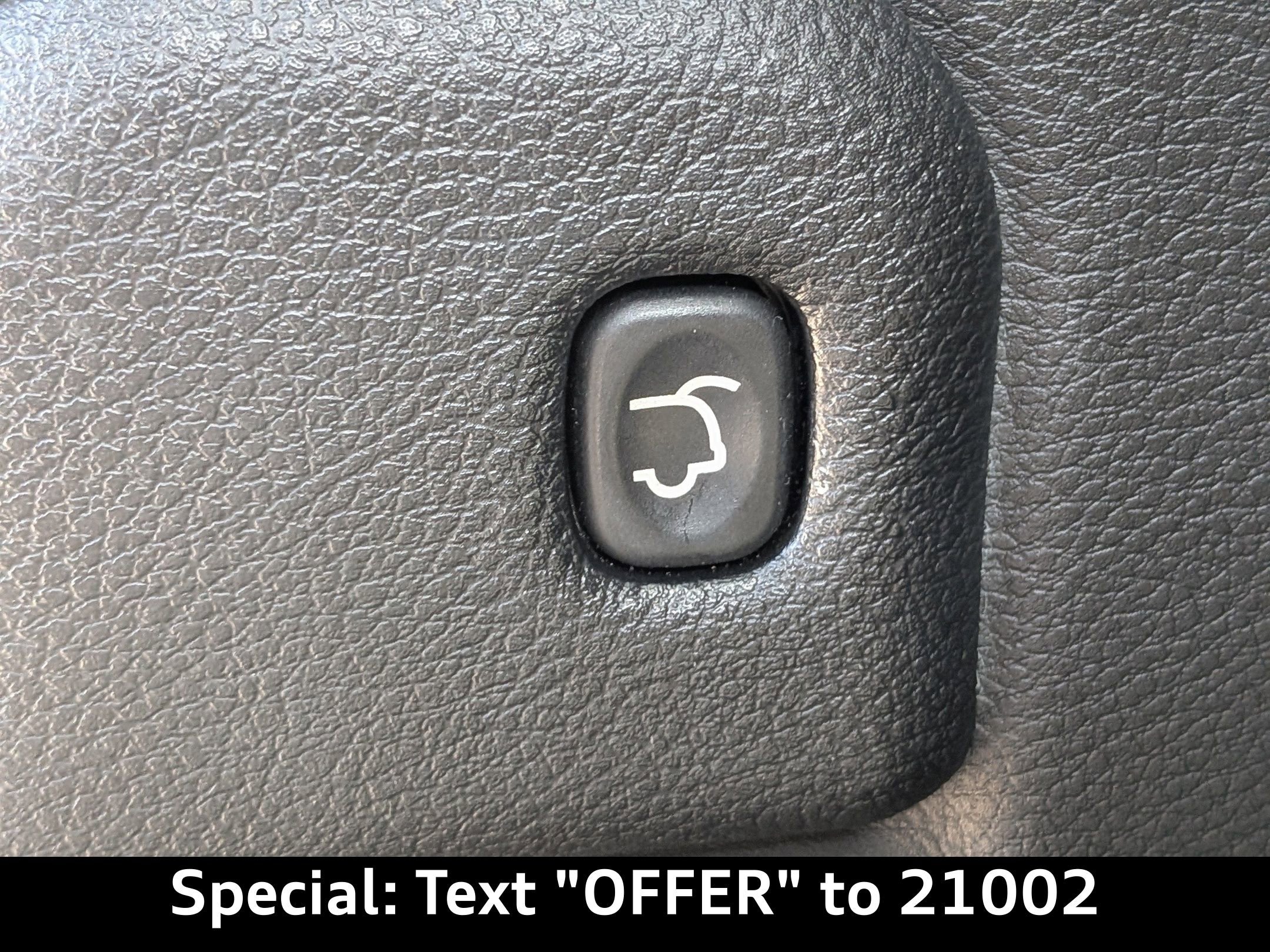 Used 2015 Jeep Grand Cherokee Overland image 14