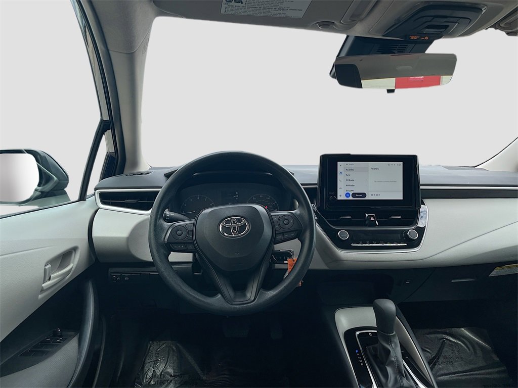 Used 2025 Toyota Corolla LE image 22