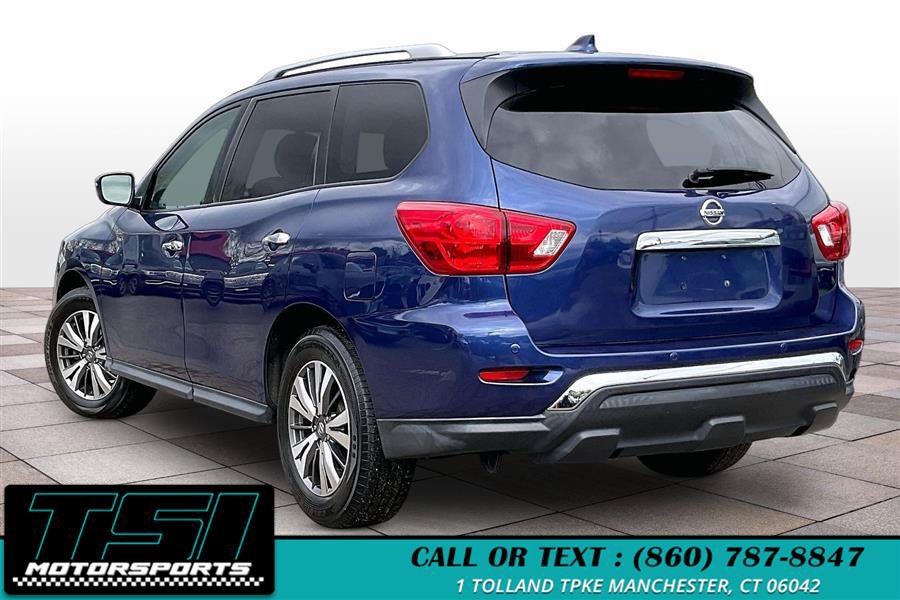 Used 2020 Nissan Pathfinder SV FWD image 11