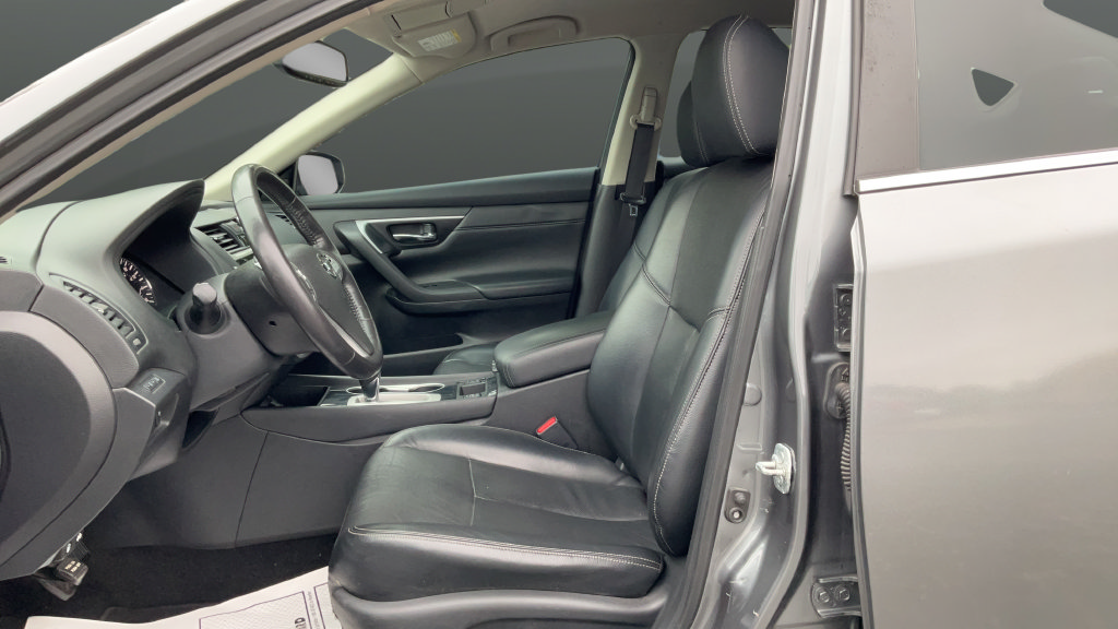 Used 2018 Nissan Altima 2.5 SL FWD image 15