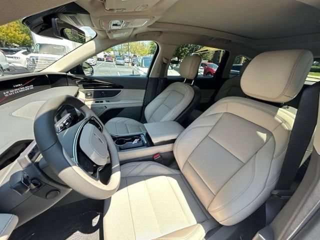 New 2025 Lincoln Nautilus Premier w/ Equipment Group 102A AWD/4WD image 15