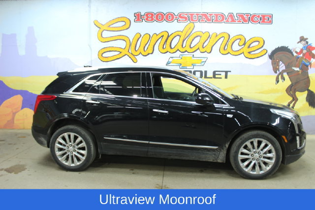 Used 2017 Cadillac XT5 Platinum AWD/4WD image 1