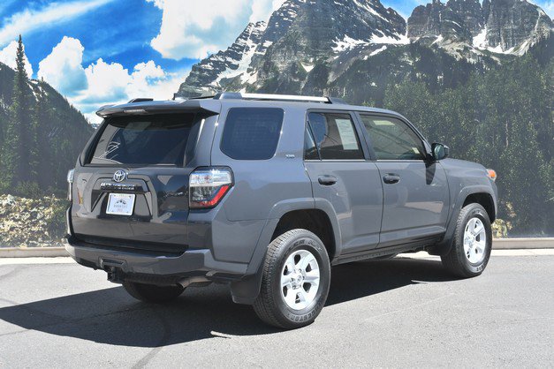 Certified 2024 Toyota 4Runner SR5 AWD/4WD image 3