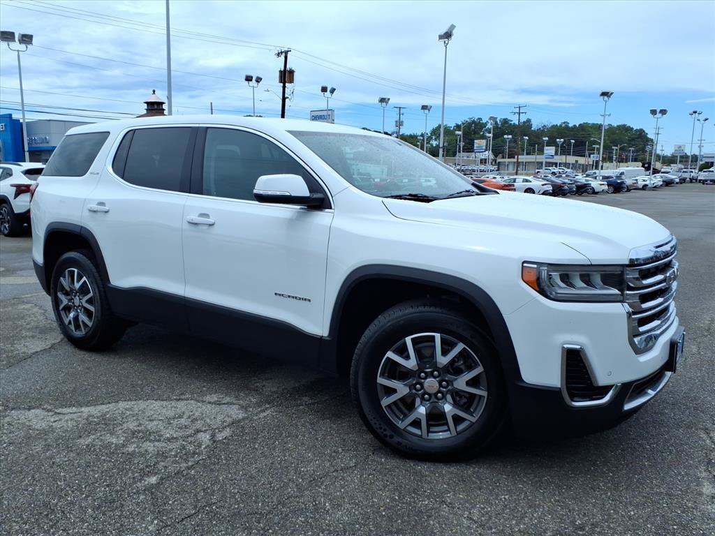 Used 2022 GMC Acadia SLE FWD image 2