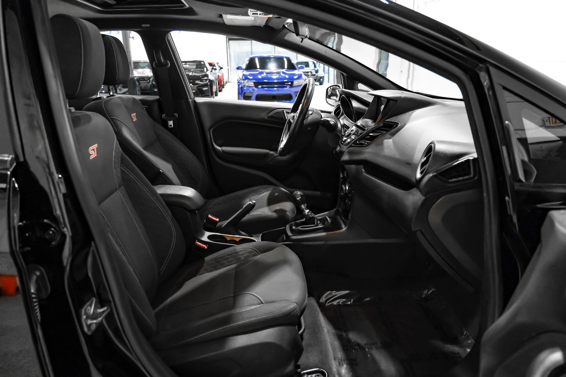 Used 2017 Ford Fiesta ST FWD image 35