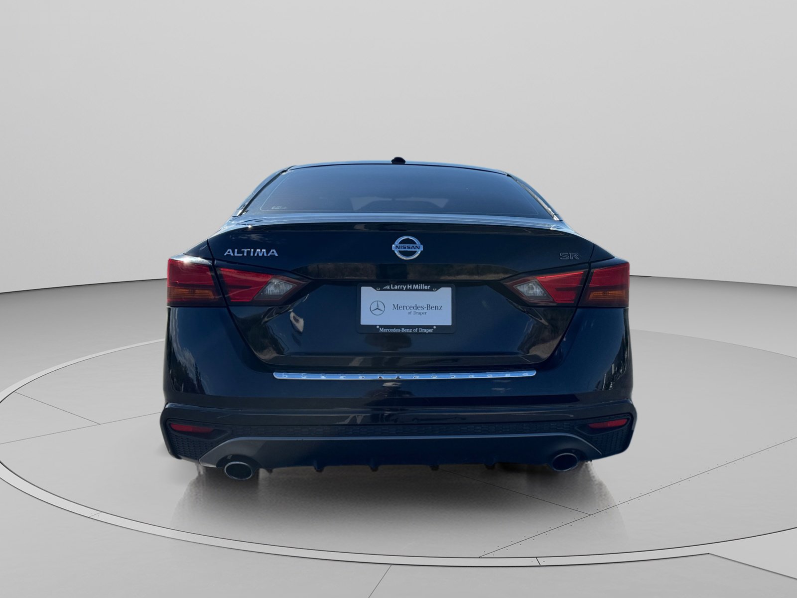 Used 2019 Nissan Altima 2.5 SR w/ SR Premium Package FWD image 4
