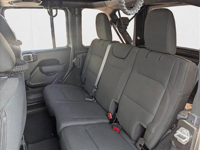 Used 2022 Jeep Wrangler Unlimited Sport image 18