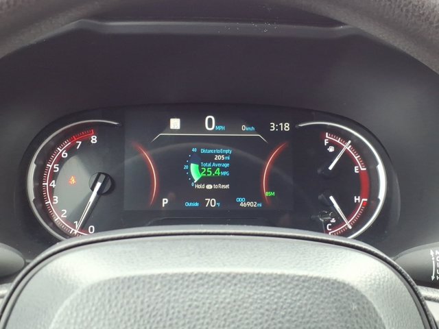 Used 2025 Toyota RAV4 XLE FWD image 20