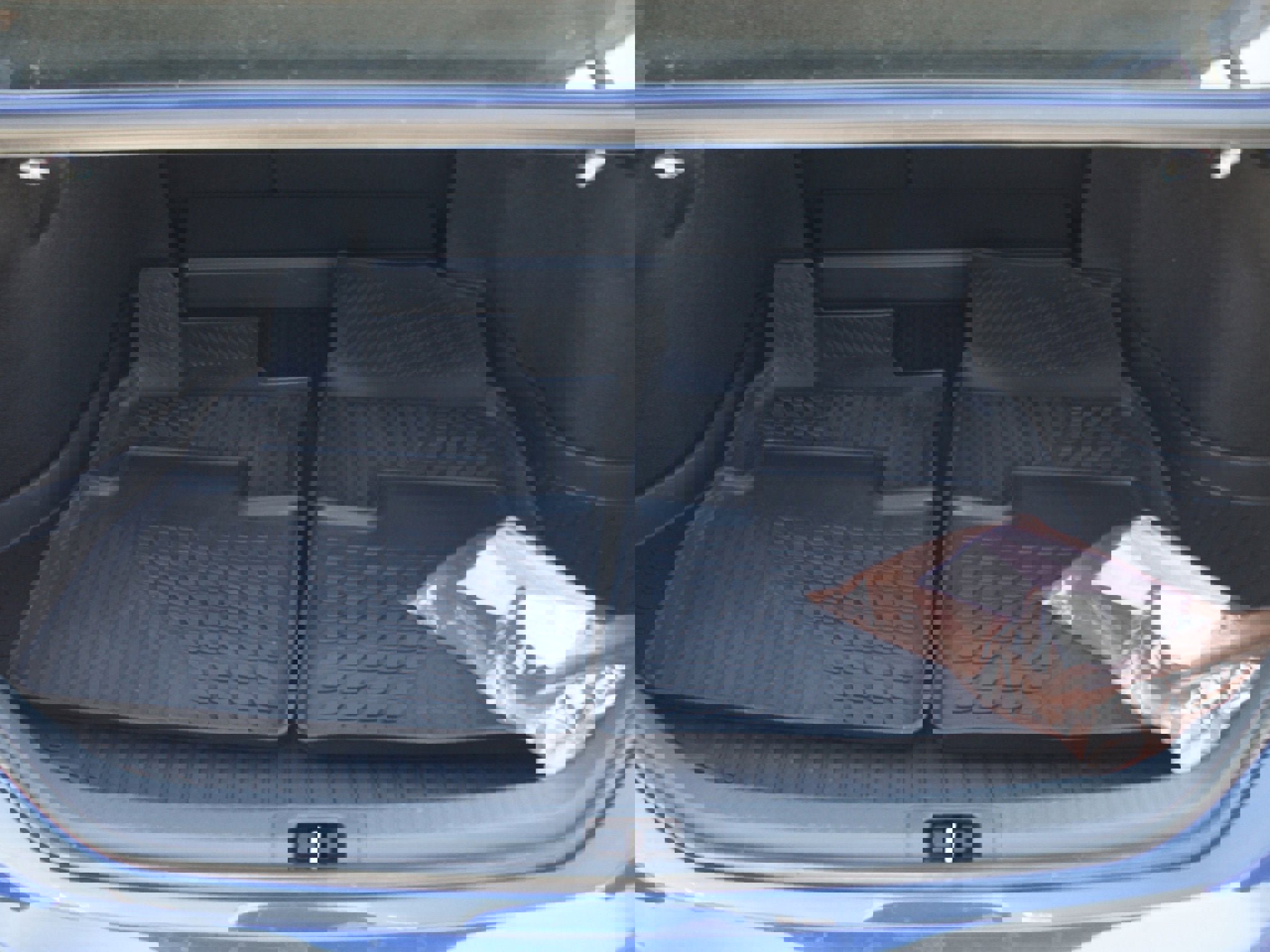 Used 2025 Toyota Camry SE image 15