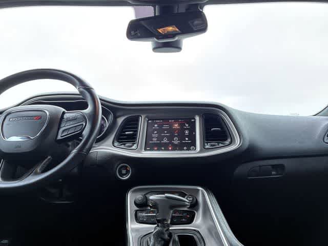 Used 2022 Dodge Challenger R/T Scat Pack RWD image 28