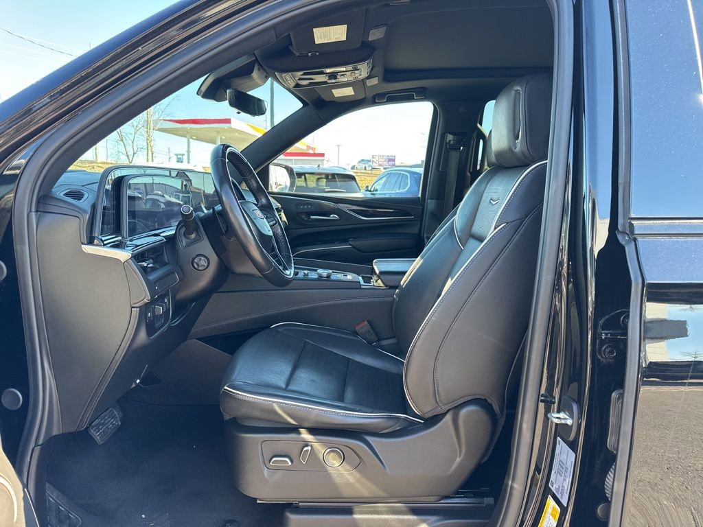 Used 2024 Cadillac Escalade Sport image 15