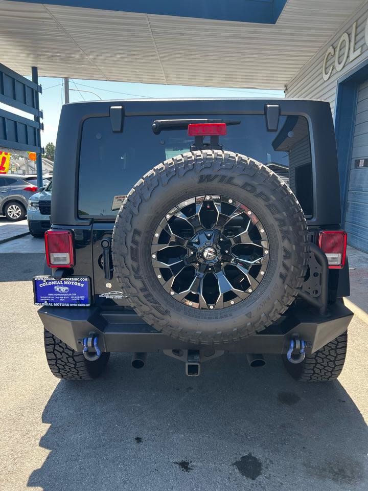 Used 2013 Jeep Wrangler Rubicon w/ Dual Top Group AWD/4WD image 7