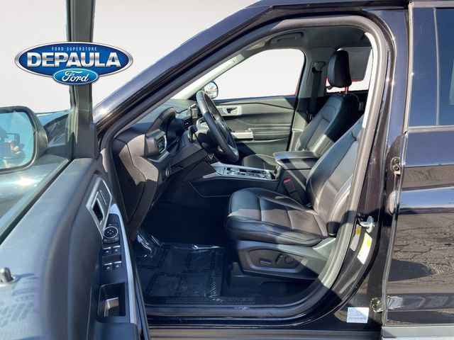 Certified 2023 Ford Explorer XLT w/ Equipment Group 202A AWD/4WD image 11
