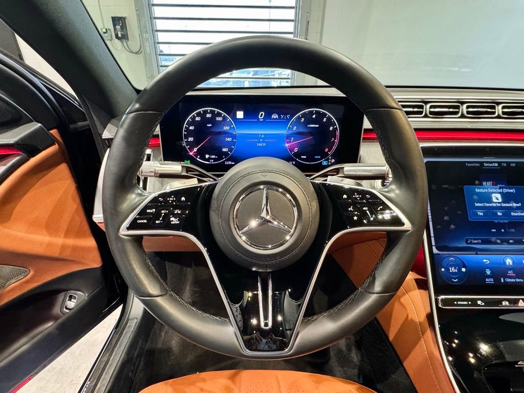 Used 2022 Mercedes-Benz S 500 4MATIC w/ AMG Line Package image 14