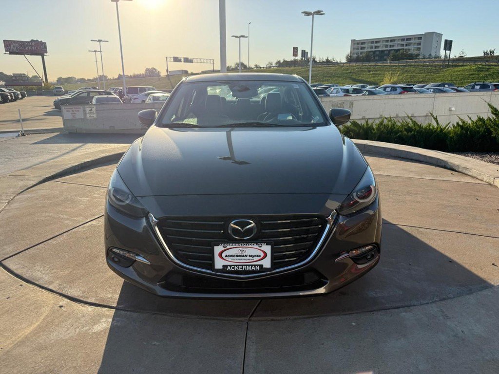 Used 2017 MAZDA MAZDA3 Grand Touring w/ Premium Equipment Package FWD image 11