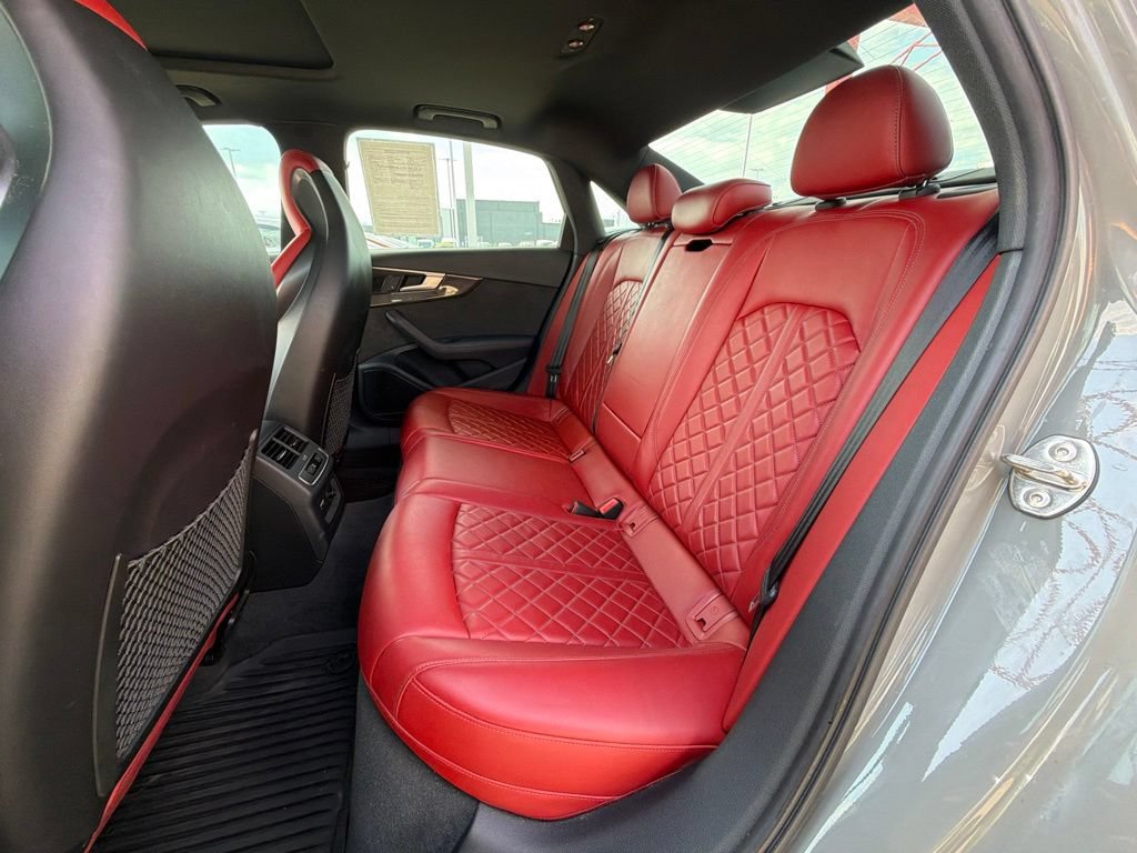 Used 2019 Audi S4 Premium Plus w/ Premium Plus Package AWD/4WD image 16