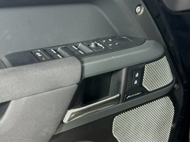 Certified 2023 Land Rover Defender 130 X-Dynamic SE AWD/4WD image 20