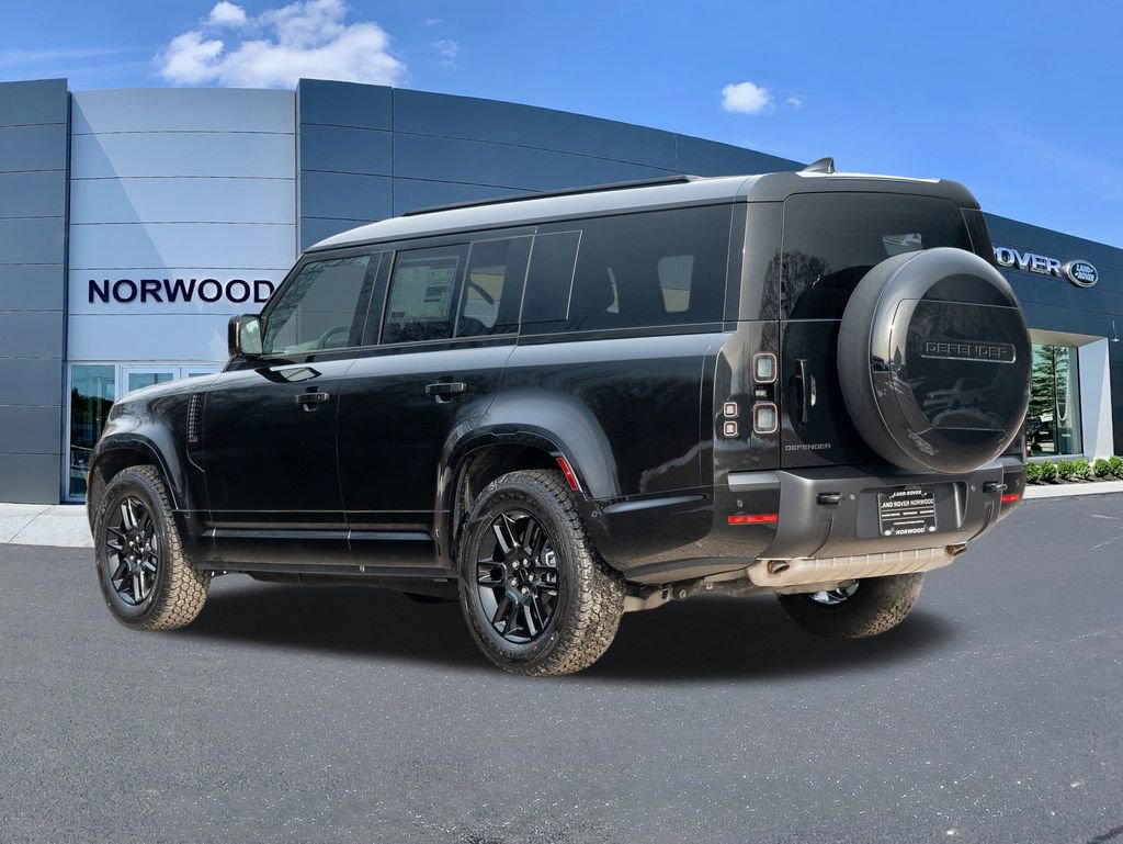 New 2026 Land Rover Defender 130 X-Dynamic SE image 6