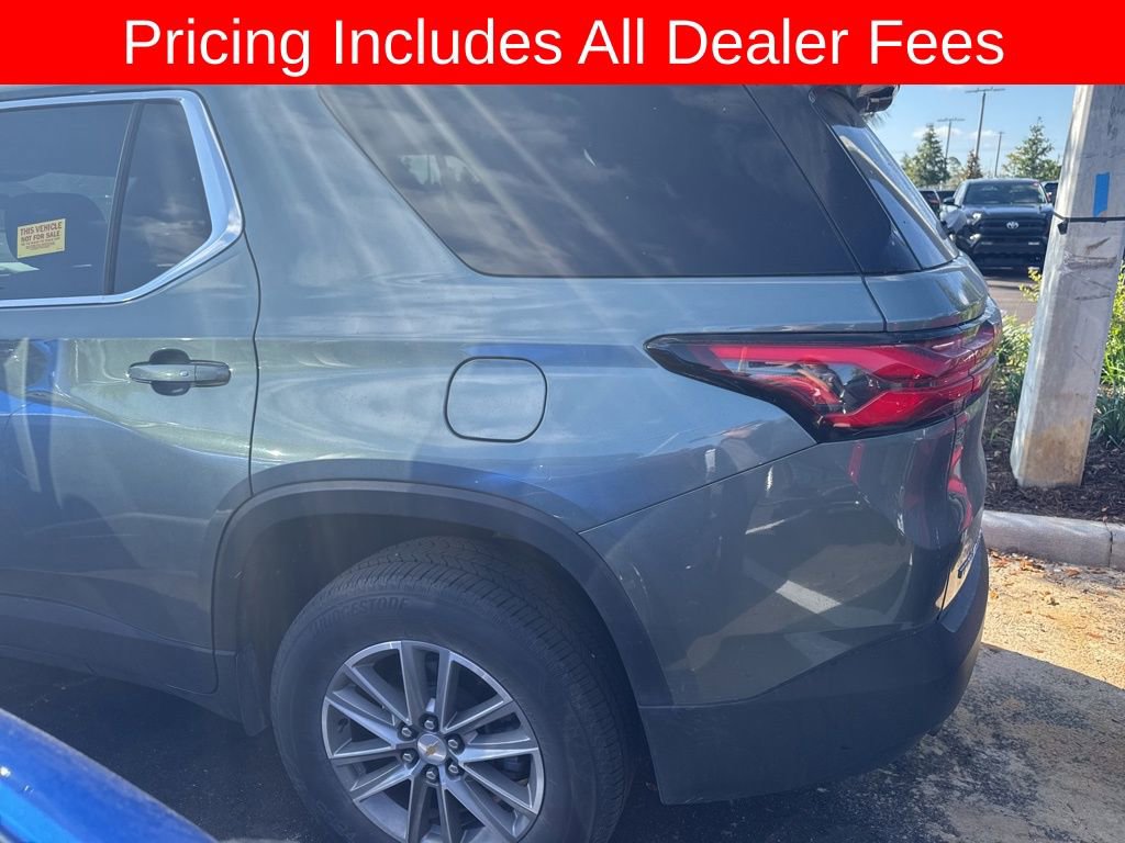 Used 2023 Chevrolet Traverse LT FWD image 7
