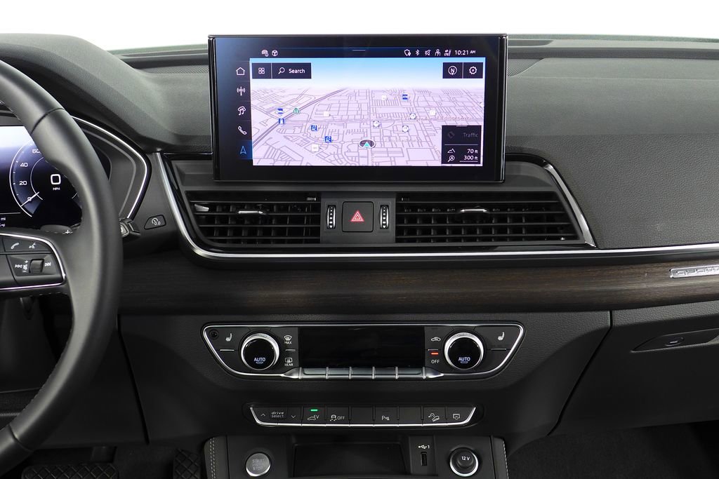 Used 2025 Audi Q5 e Premium Plus w/ Premium Plus Package image 26