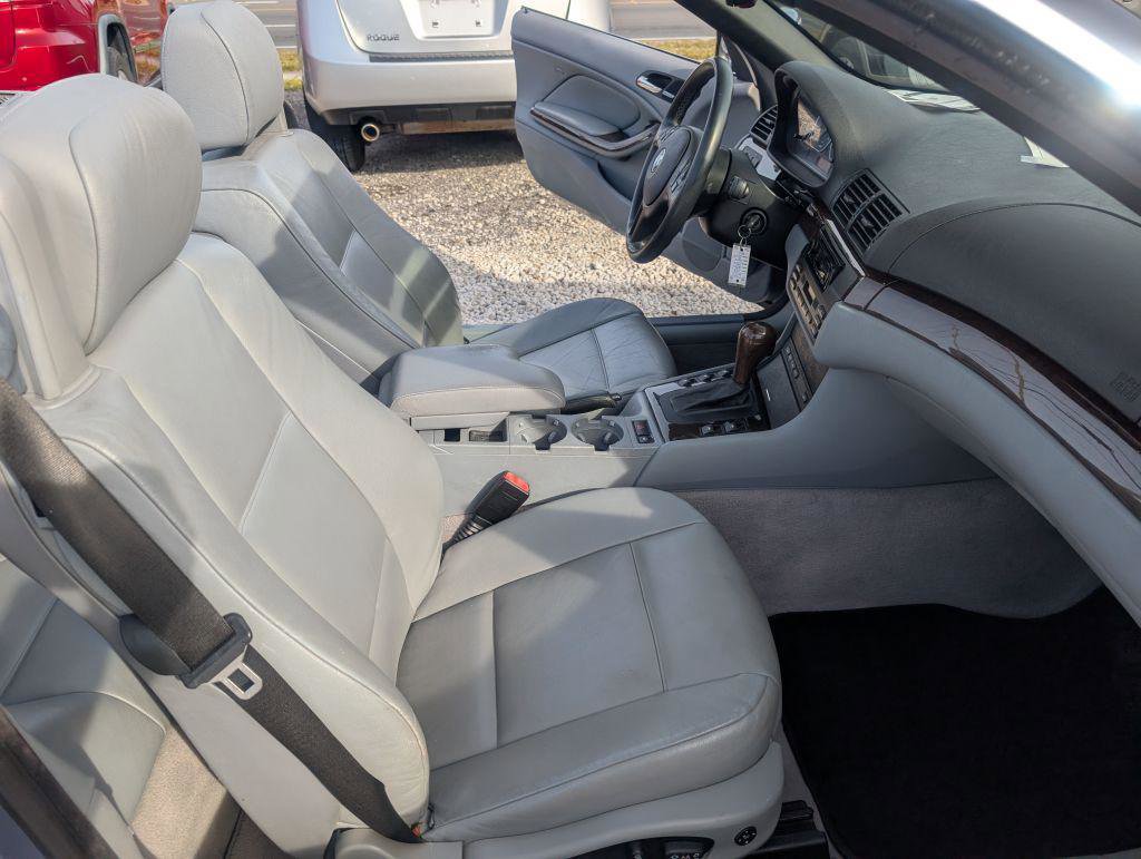 Used 2003 BMW 330Ci Convertible image 14
