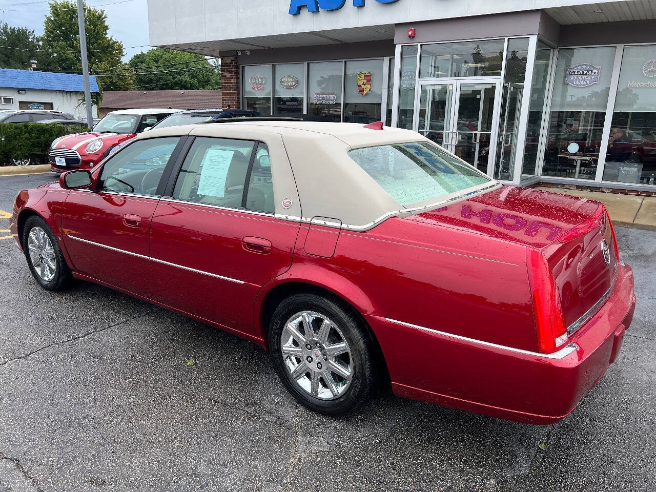 Used 2009 Cadillac DTS FWD image 12