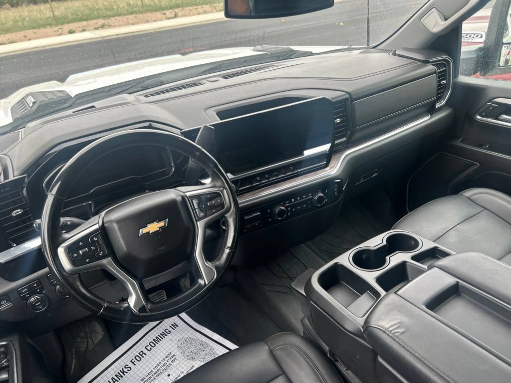 Used 2024 Chevrolet Silverado 2500 LTZ AWD/4WD image 13