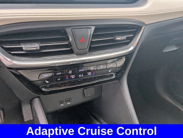 Used 2024 Buick Encore GX Avenir w/ Avenir Technology Package FWD image 21