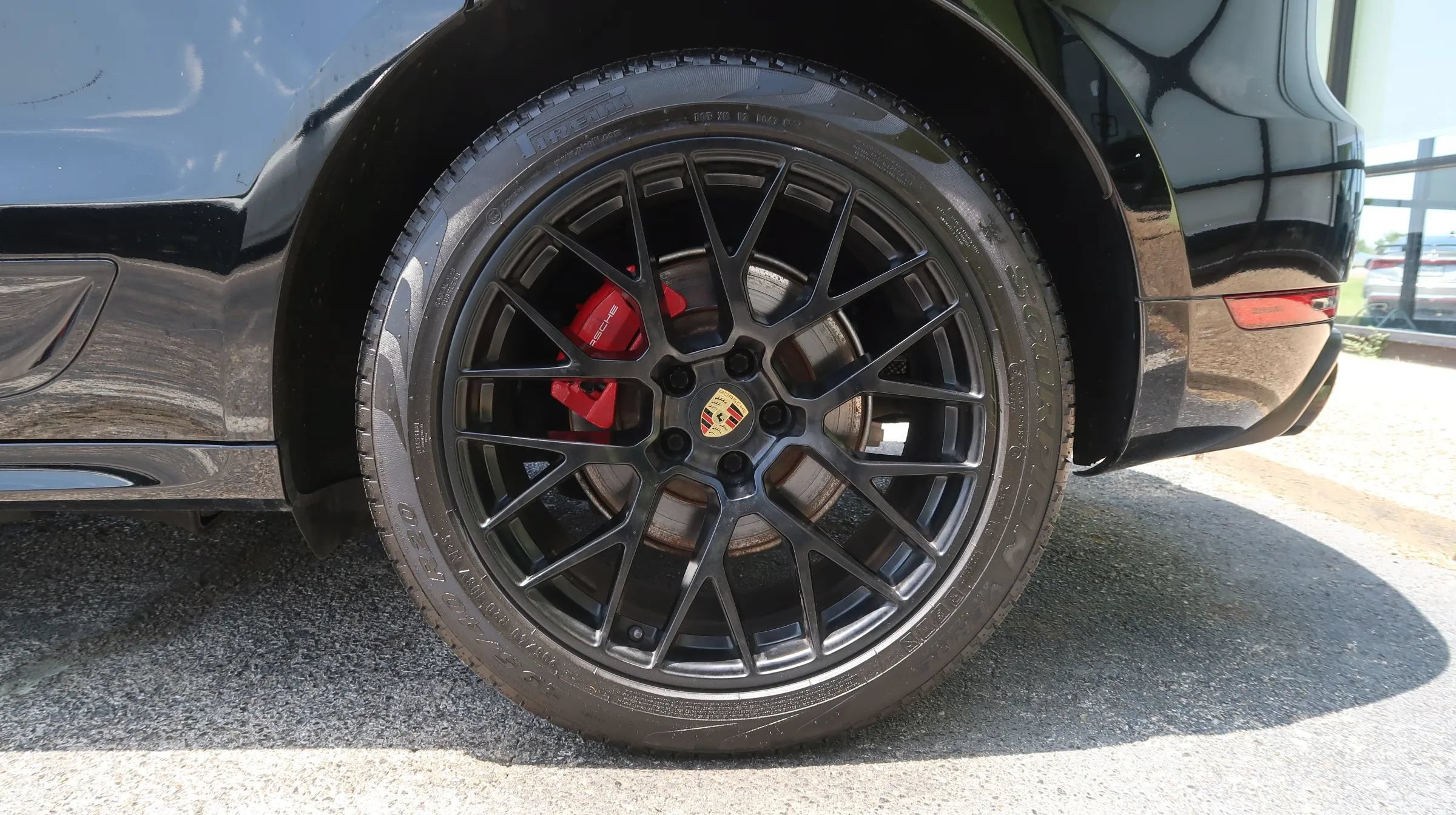 Used 2021 Porsche Macan GTS AWD/4WD image 57