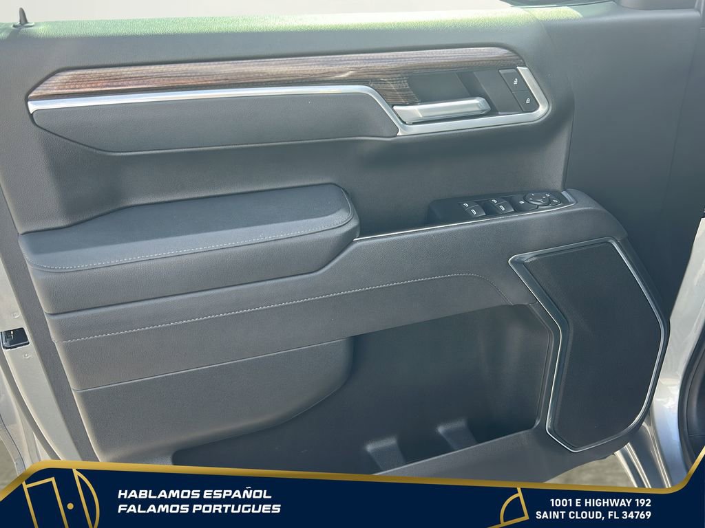 Certified 2025 Chevrolet Silverado 1500 RST AWD/4WD image 11