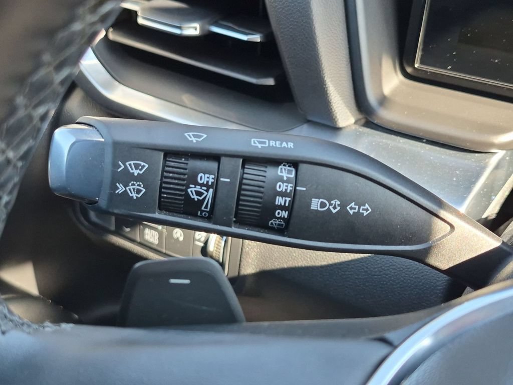 Used 2026 GMC Terrain Elevation AWD/4WD image 21