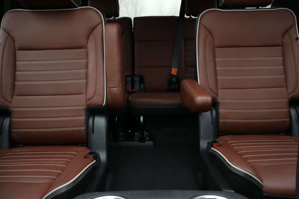 Used 2023 GMC Yukon Denali Ultimate image 43