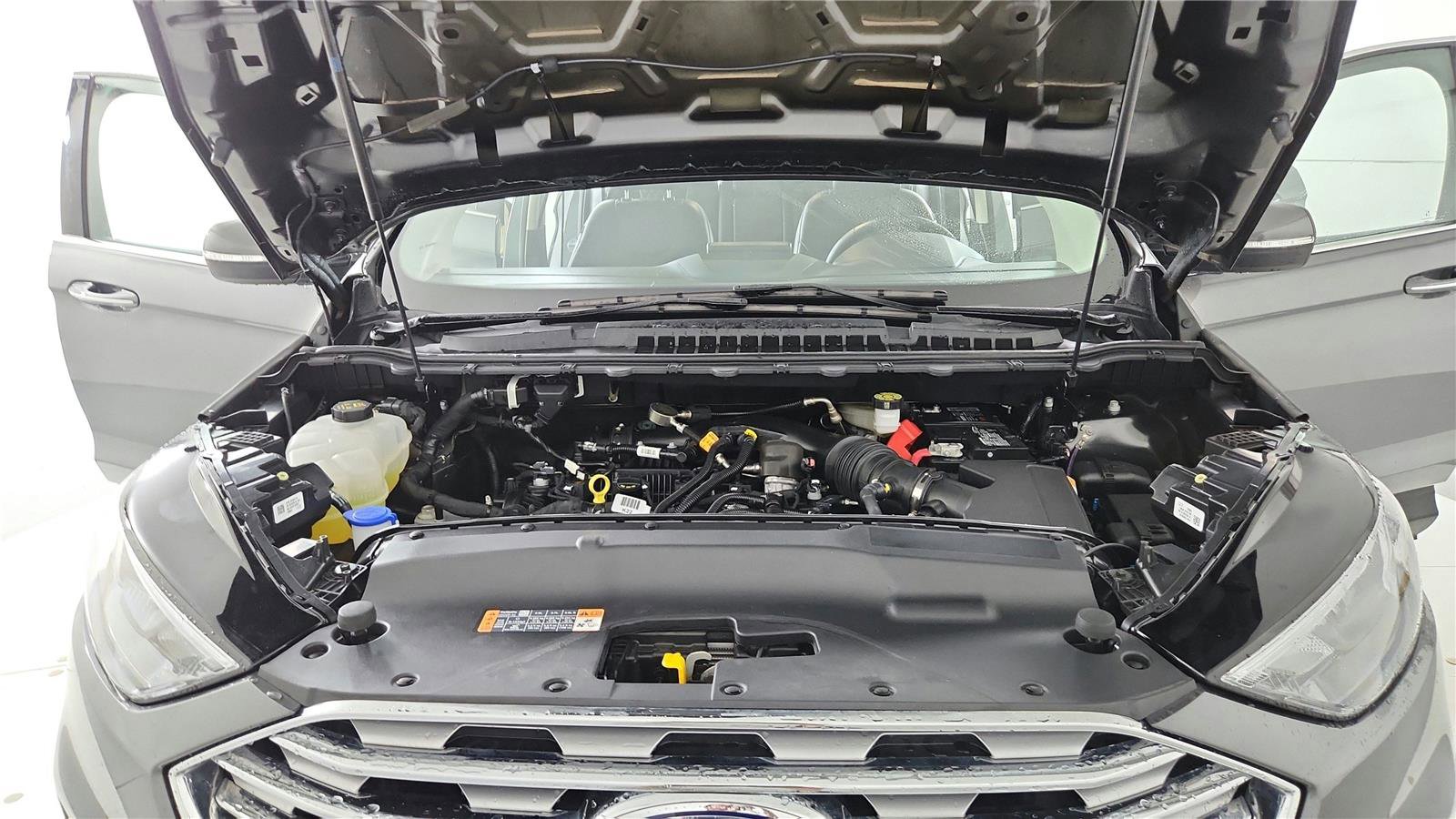 Used 2024 Ford Edge Titanium image 19