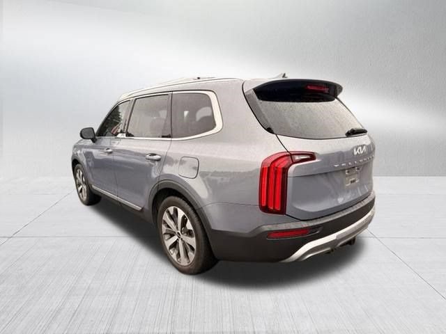Used 2022 Kia Telluride EX w/ EX Premium Package FWD image 3