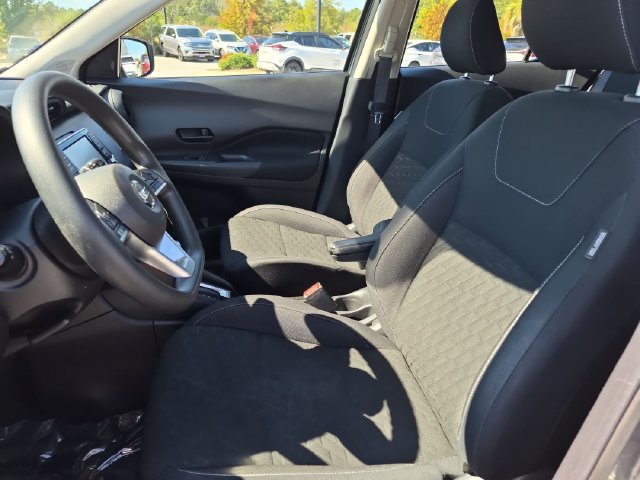Certified 2021 Nissan Kicks S FWD image 15