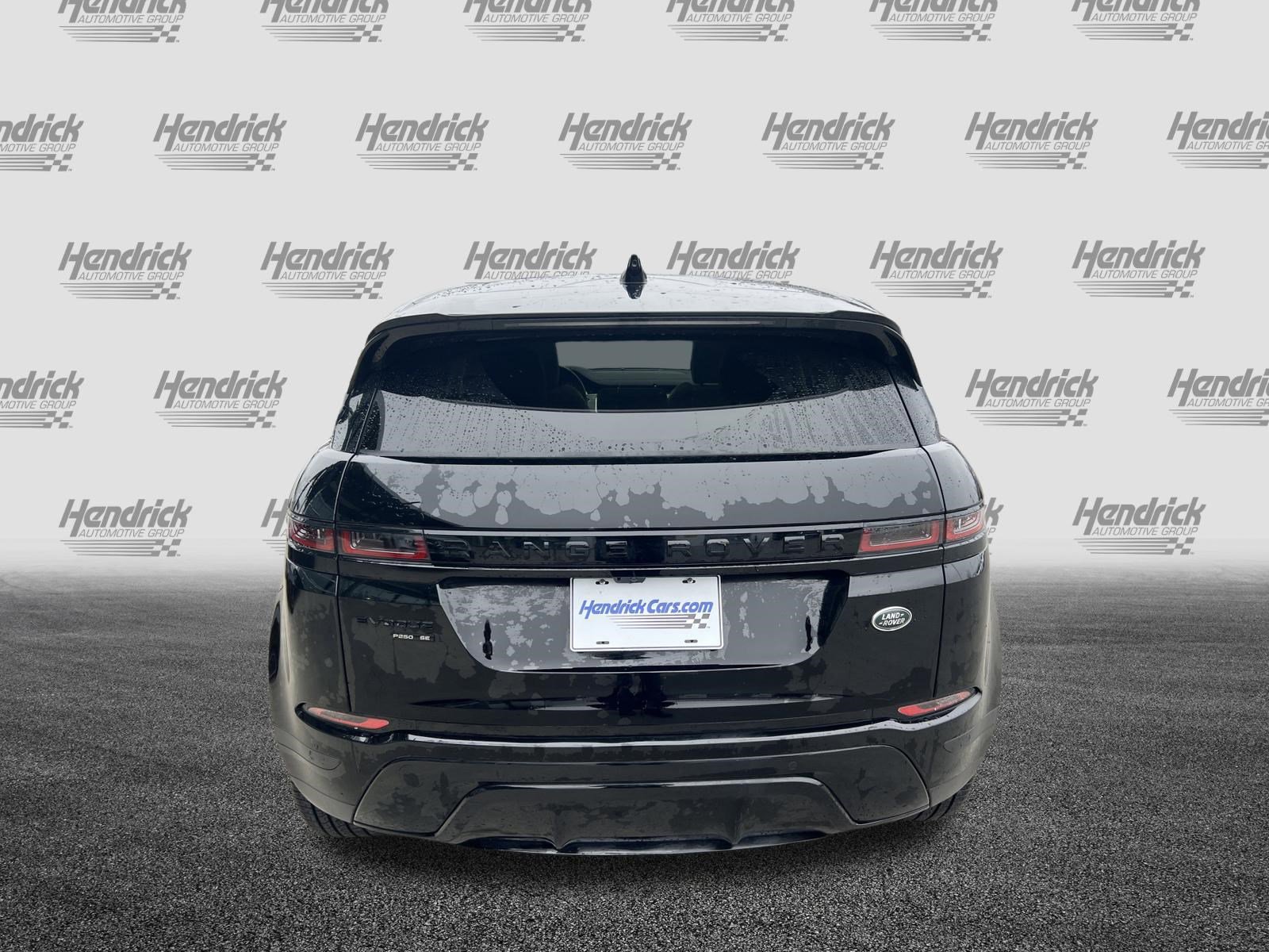 Used 2020 Land Rover Range Rover Evoque SE image 9