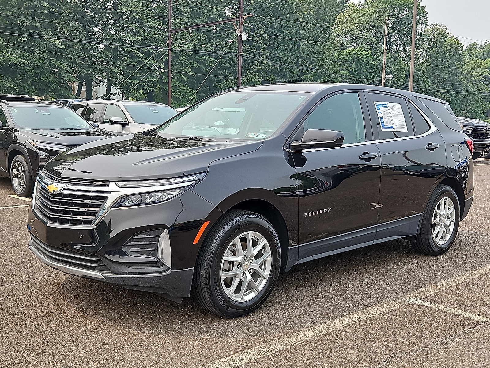Used 2024 Chevrolet Equinox LT FWD image 3