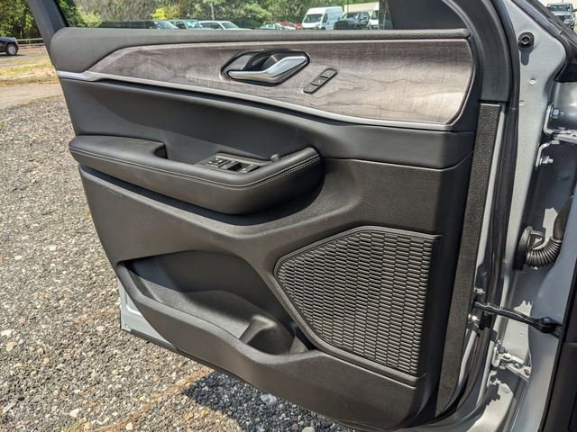 New 2025 Jeep Grand Cherokee Limited image 19