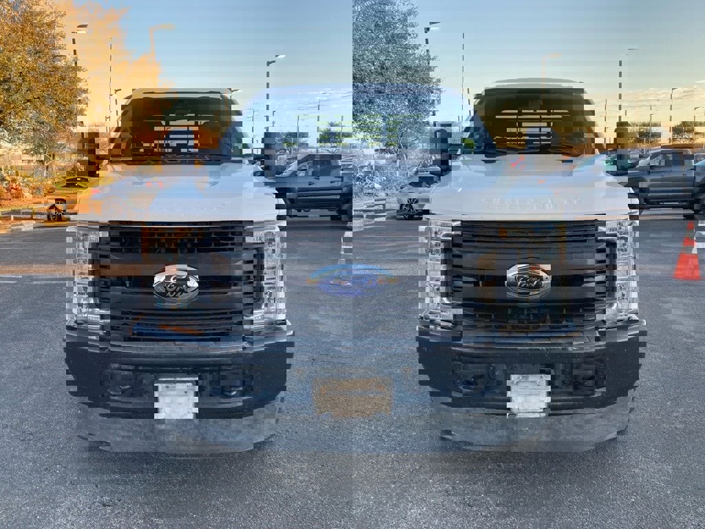 Used 2019 Ford F250 XL w/ Power Equipment Group image 2