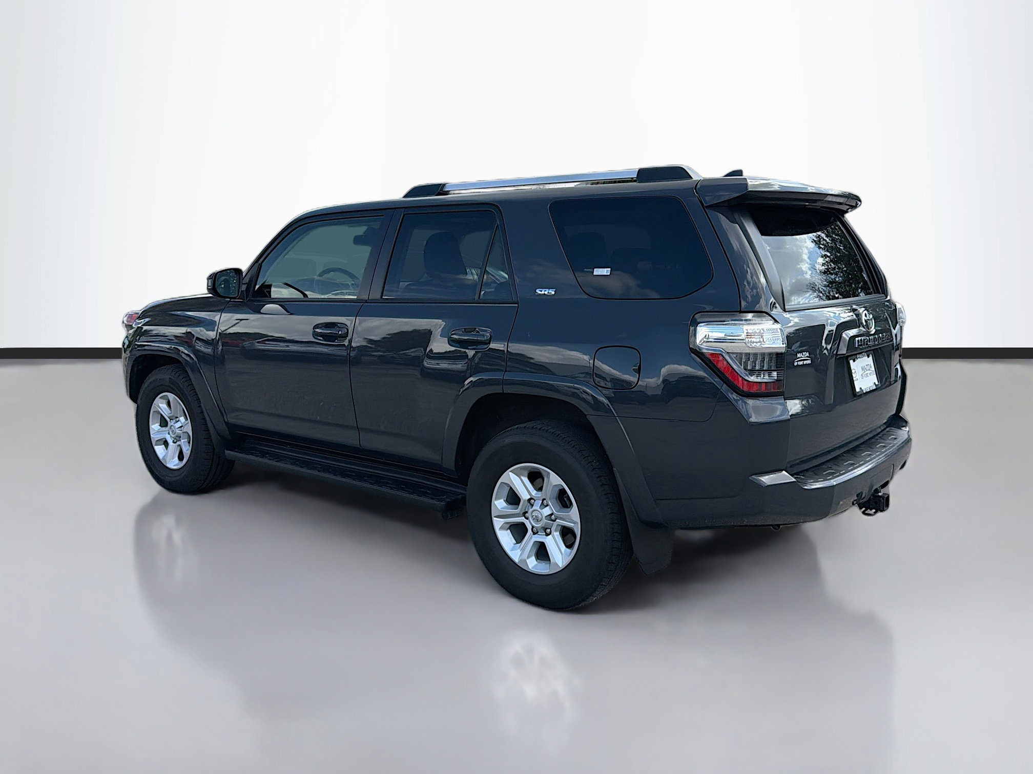Used 2024 Toyota 4Runner SR5 image 5