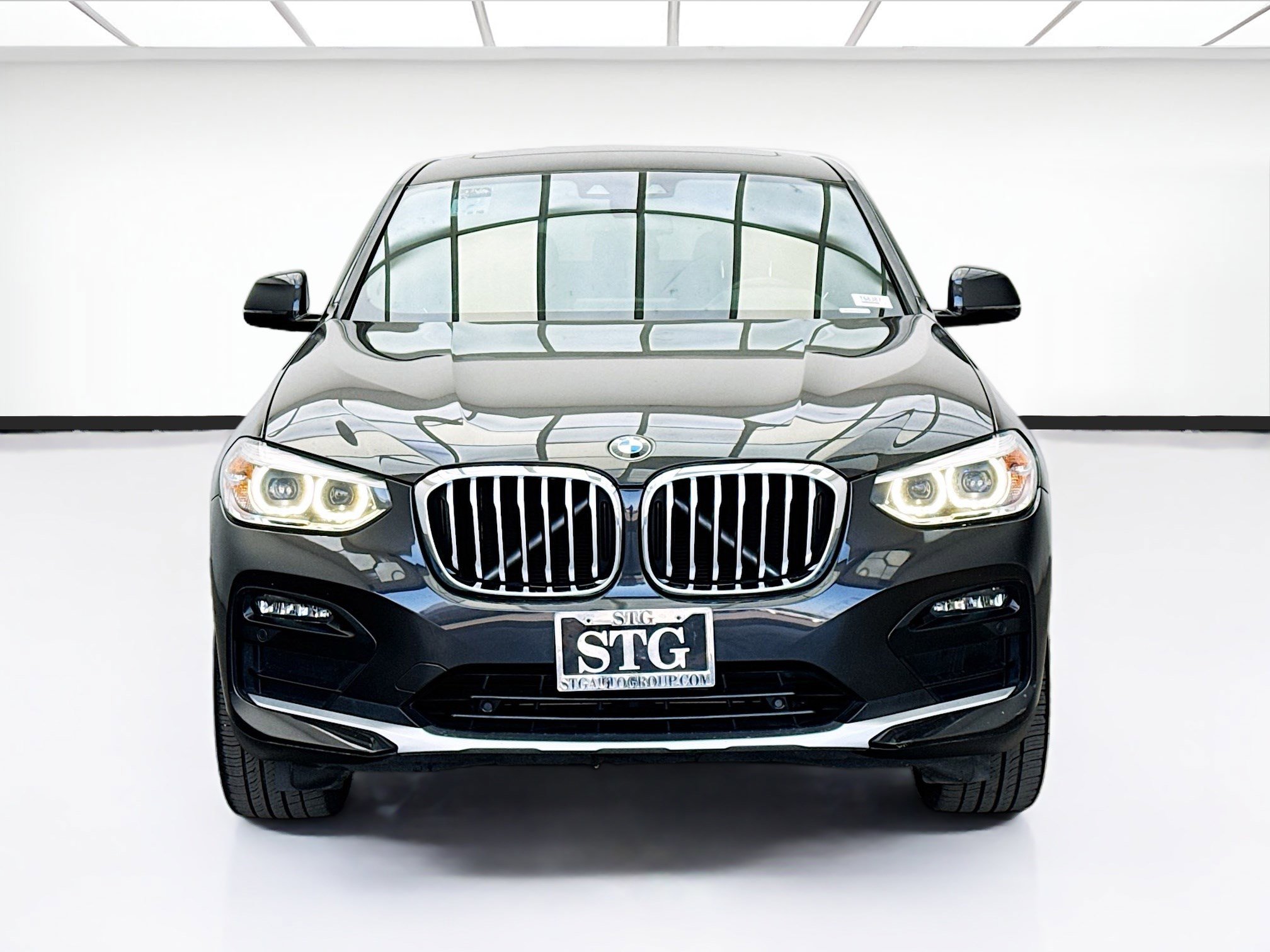 Used 2020 BMW X4 xDrive30i w/ Convenience Package AWD/4WD image 2