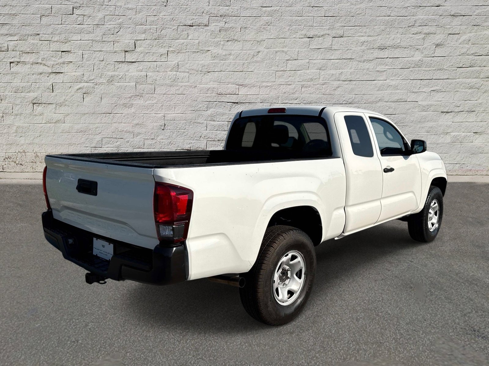 Used 2021 Toyota Tacoma SR image 5