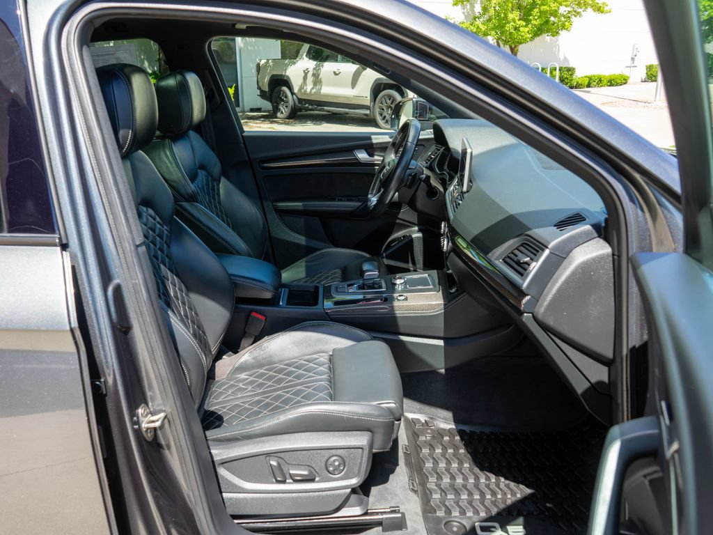 Used 2020 Audi SQ5 Premium Plus w/ Premium Plus Package AWD/4WD image 10