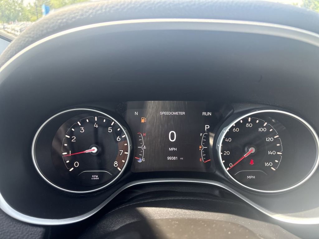 Used 2018 Jeep Compass Latitude w/ Popular Equipment Group image 11