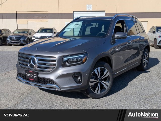Used 2026 Mercedes-Benz GLB 250 4MATIC image 1