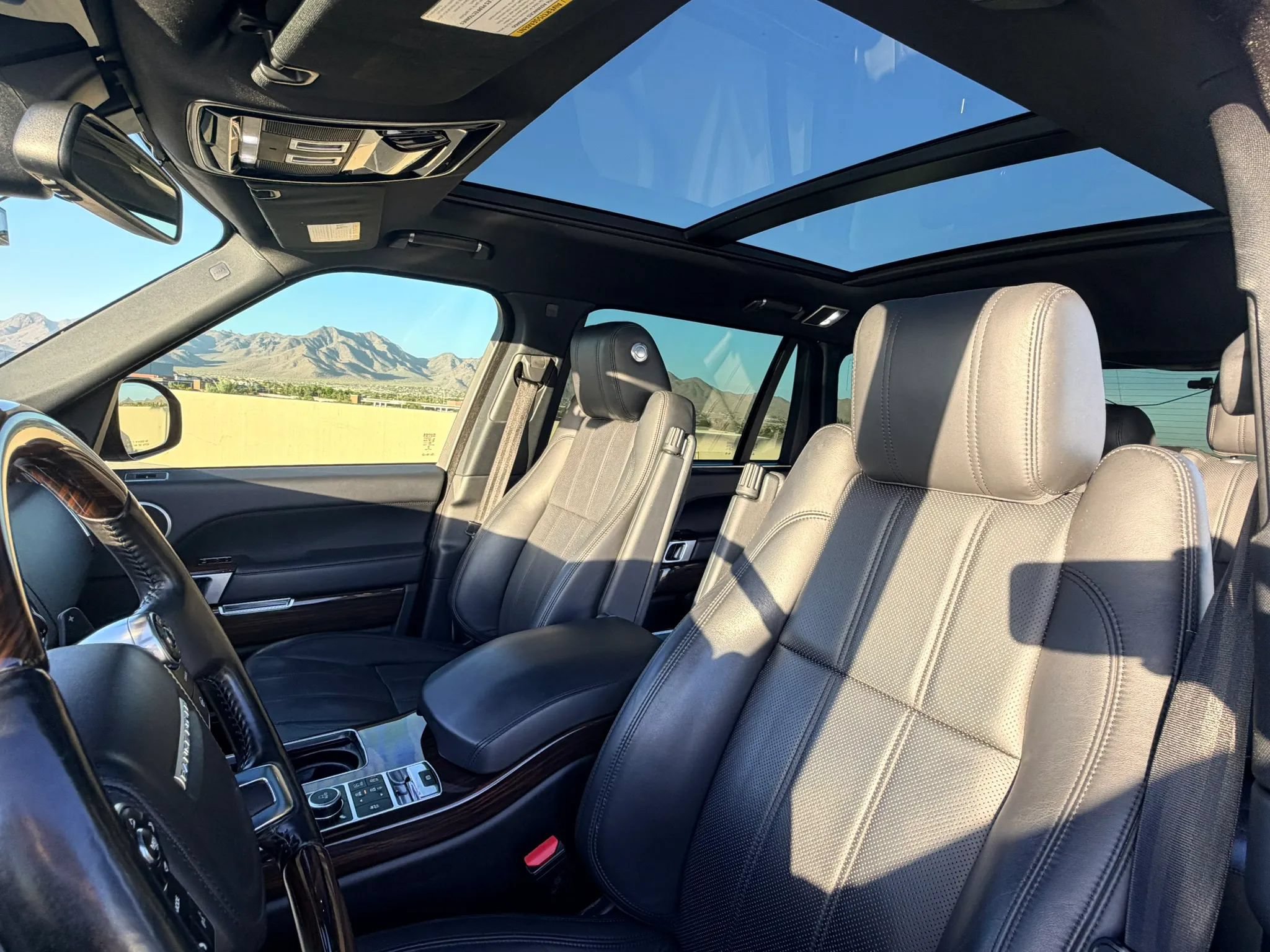 Used 2014 Land Rover Range Rover Long Wheelbase Supercharged AWD/4WD image 12
