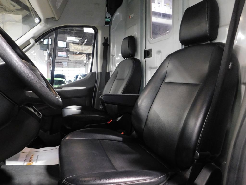 Used 2024 Ford Transit 250 148 High Roof Extended AWD w/ Load Area Protection Package image 31