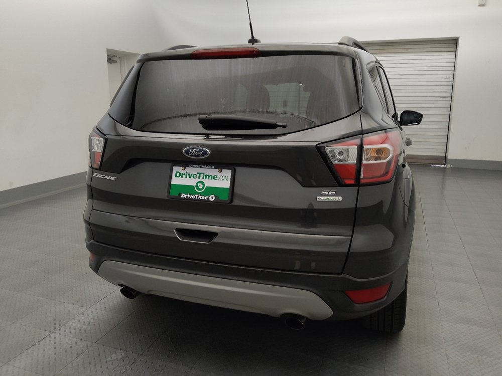Used 2018 Ford Escape SE FWD image 7