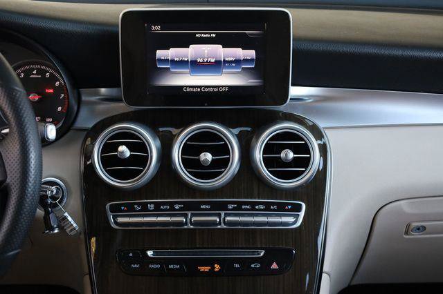 Used 2016 Mercedes-Benz GLC 300 image 32